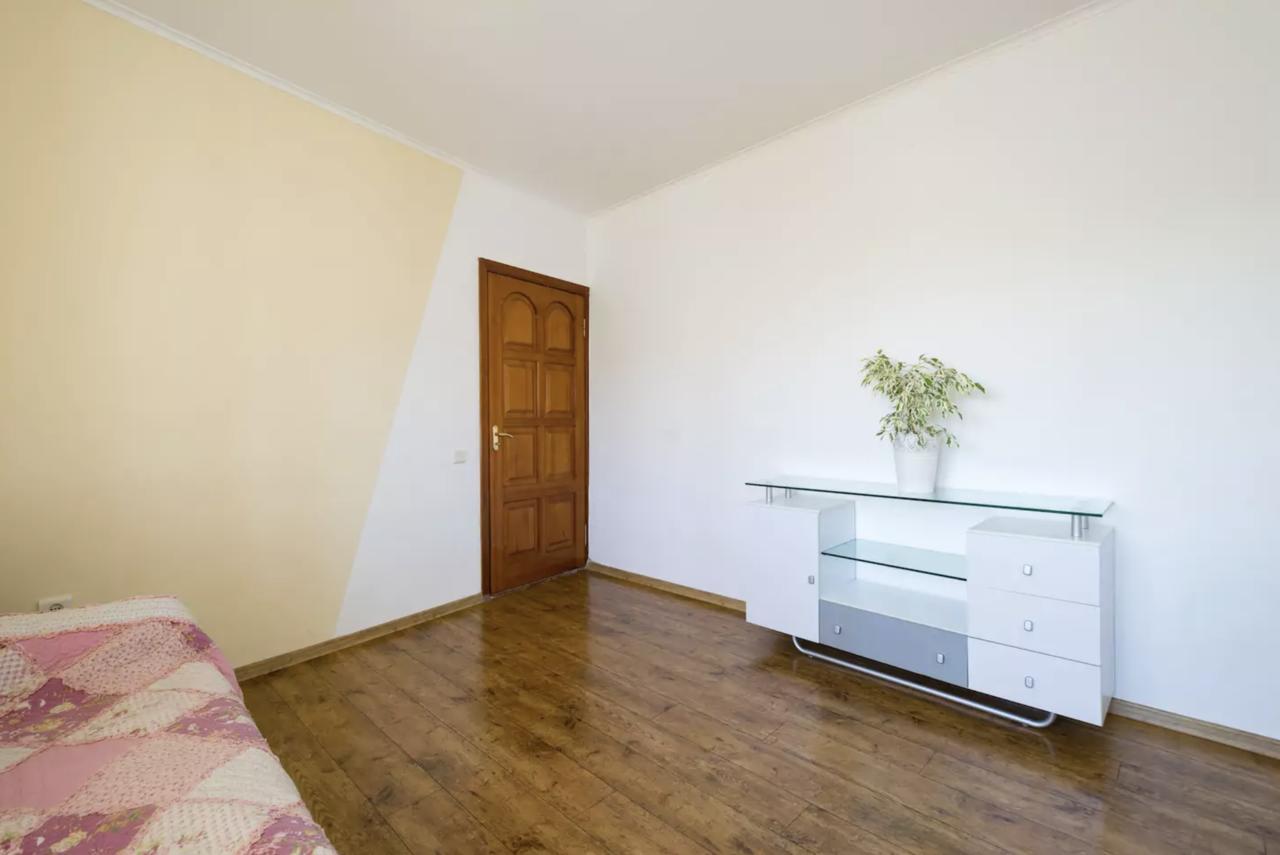 אלמטי Guest House On Kaldaiakova 38 מראה חיצוני תמונה